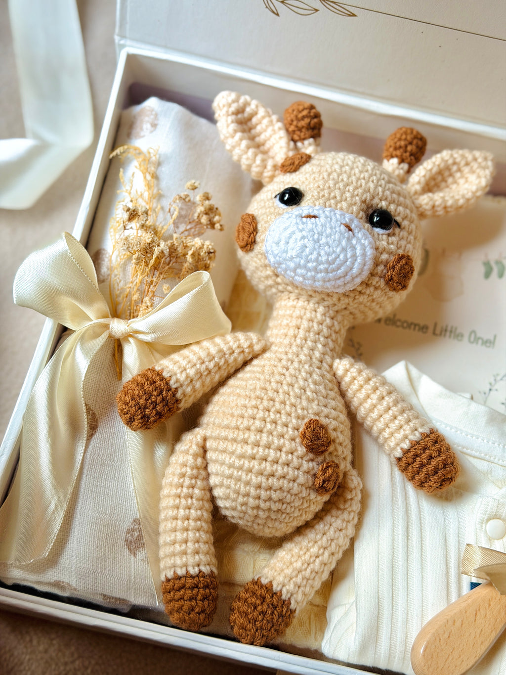 Neutral Giraffe Gift set